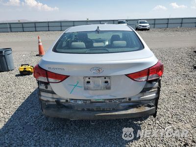 Zdjęcie 6 z 13 samochodu: 2013 HYUNDAI ELANTRA GLS VIN:KMHDH4AE1DU874122 - miniatura