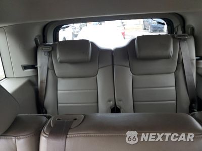 Zdjęcie 10 z 15 samochodu: 2006 JEEP COMMANDER LIMITED VIN:1J8HG48N26C275374 - miniatura