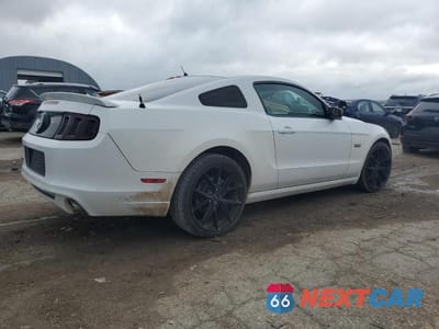 Trzecie zdjęcie samochodu z tyłu: 2014 FORD MUSTANG VIN:1ZVBP8AM7E5332920 - miniatura