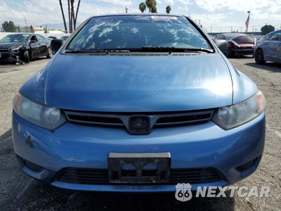Piąte zdjęcie samochodu w środku: 2008 HONDA CIVIC LX VIN:2HGFG12628H515040 - miniatura