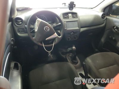 Zdjęcie 8 z 14 samochodu: 2019 NISSAN VERSA S VIN:3N1CN7AP5KL808212 - miniatura