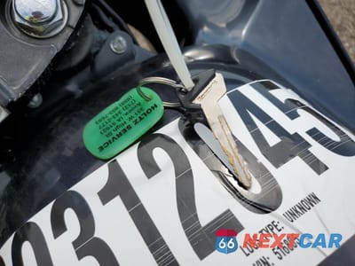 Zdjęcie 8 z 10 samochodu: 2001 KAWASAKI ZX600 E VIN:JKAZX4E171B516805 - miniatura