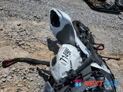 Piąte zdjęcie samochodu w środku: 2020 KAWASAKI EX400 VIN:JKAEXKG14LDA70297 - miniatura