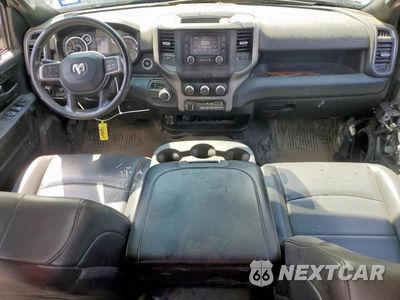 Zdjęcie 8 z 13 samochodu: 2021 RAM 2500 TRADESMAN VIN:3C6UR4HJ1MG578242 - miniatura
