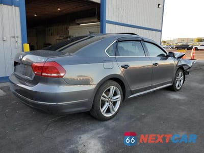 Trzecie zdjęcie samochodu z tyłu: 2014 VOLKSWAGEN PASSAT SE VIN:1VWBN7A39EC013604 - miniatura