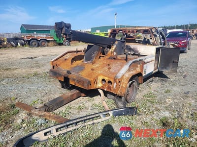 Trzecie zdjęcie samochodu z tyłu: 2002 FORD F450 SUPER DUTY VIN:1FDXF46S52ED35947 - miniatura