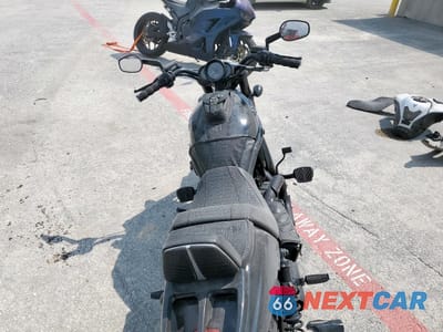 Zdjęcie 6 z 10 samochodu: 2012 HARLEY-DAVIDSON VRSCDX NIGHT ROD SPECIAL VIN:1HD1HHH15CC800982 - miniatura