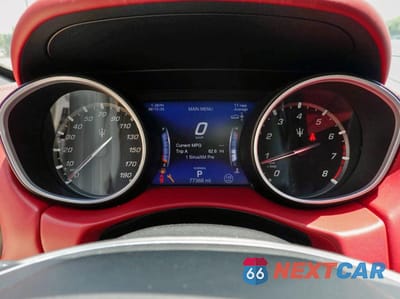 Zdjęcie 8 z 14 samochodu: 2019 MASERATI LEVANTE VIN:ZN661XUA6KXXXXXXX - miniatura