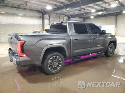 Trzecie zdjęcie samochodu z tyłu: 2024 TOYOTA TUNDRA CREWMAX LIMITED VIN:5TFJA5DB8RX203569 - miniatura