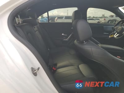 Zdjęcie 10 z 12 samochodu: 2022 MERCEDES-BENZ A 220 VIN:W1K3G4EB1NJ328500 - miniatura