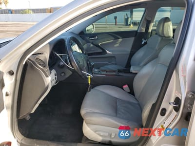 Zdjęcie 7 z 14 samochodu: 2007 LEXUS IS 250 VIN:JTHCK262372015486 - miniatura