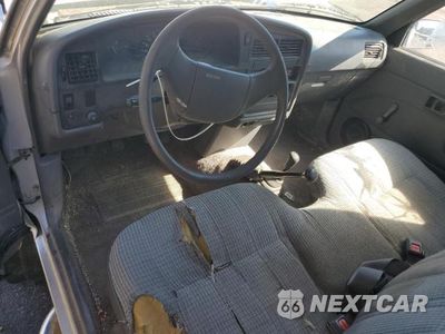 Zdjęcie 8 z 12 samochodu: 1990 TOYOTA PICKUP 1/2 TON SHORT WHEELBASE DLX VIN:JT4RN01P2L7023831 - miniatura