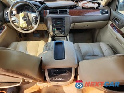 Zdjęcie 8 z 13 samochodu: 2007 GMC YUKON XL C VIN:1GKFC16087R334270 - miniatura