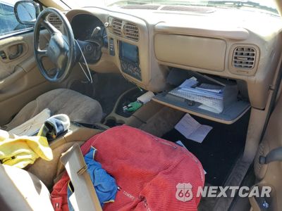 Zdjęcie 8 z 12 samochodu: 2002 GMC SONOMA VIN:1GTCS195328124683 - miniatura