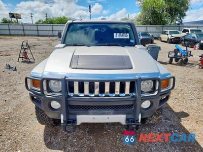 Piąte zdjęcie samochodu w środku: 2008 HUMMER H3 VIN:5GTEN13E288131215 - miniatura