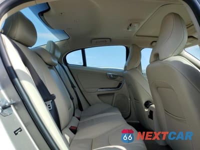 Zdjęcie 10 z 12 samochodu: 2014 VOLVO S60 T5 VIN:YV1612FS3E2294933 - miniatura