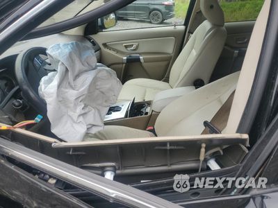 Zdjęcie 7 z 13 samochodu: 2013 VOLVO XC90 3.2 VIN:YV4952CZ0D1630676 - miniatura