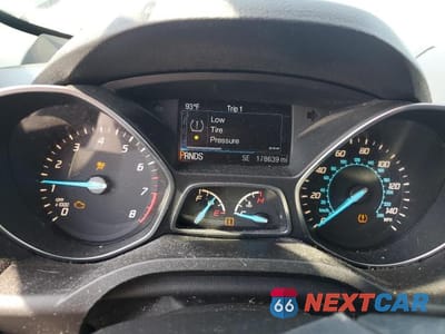 Zdjęcie 9 z 13 samochodu: 2016 FORD ESCAPE SE VIN:1FMCU0G93GUC19975 - miniatura