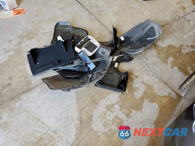 Zdjęcie 12 z 12 samochodu: 2022 CHRYSLER 300 TOURING L VIN:2C3CCADG9NH236879 - miniatura