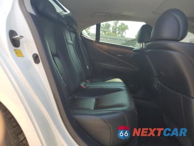 Zdjęcie 10 z 12 samochodu: 2012 LEXUS LS 460 VIN:JTHBL5EF3C5112260 - miniatura