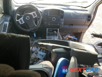 Zdjęcie 8 z 12 samochodu: 2011 NISSAN PATHFINDER S VIN:5N1AR1NB8BC617900 - miniatura