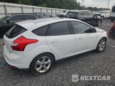Trzecie zdjęcie samochodu z tyłu: 2012 FORD FOCUS SE VIN:1FAHP3K28CL399294 - miniatura