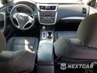 Zdjęcie 8 z 12 samochodu: 2018 NISSAN ALTIMA 2.5 VIN:1N4AL3AP8JC210585 - miniatura