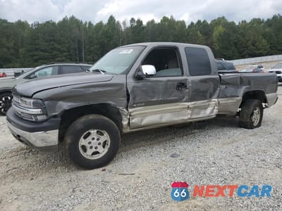 1999 CHEVROLET SILVERADO C1500 2GCEC19T8X1200512 - główne zdjęcie licytacji z USA - miniatura