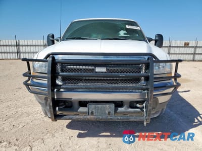 Piąte zdjęcie samochodu w środku: 2002 FORD F350 SRW SUPER DUTY VIN:3FTSW30F12MA00263 - miniatura