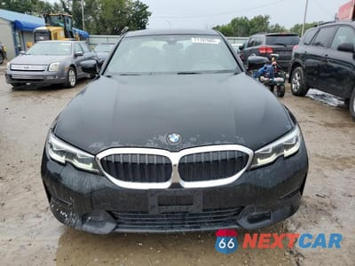 Piąte zdjęcie samochodu w środku: 2020 BMW 330I VIN:3MW5R1J06L8B23308 - miniatura