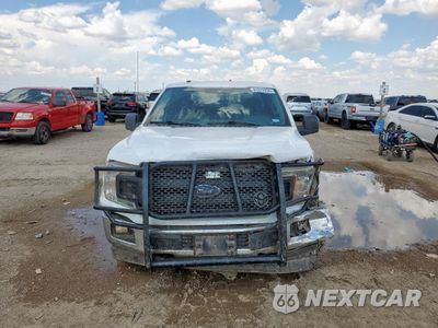 Piąte zdjęcie samochodu w środku: 2019 FORD F150 SUPERCREW VIN:1FTFW1E57KKE21126 - miniatura