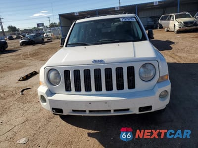 Piąte zdjęcie samochodu w środku: 2009 JEEP PATRIOT SPORT VIN:1J8FF28B69D188905 - miniatura