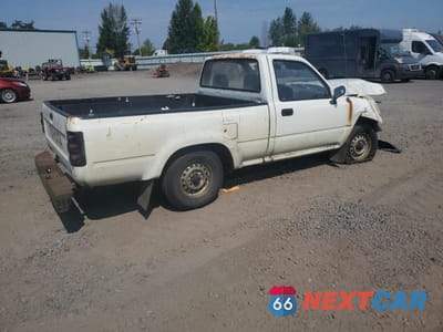 Trzecie zdjęcie samochodu z tyłu: 1991 TOYOTA PICKUP 1/2 TON SHORT WHEELBASE VIN:JT4RN81AXM0064230 - miniatura
