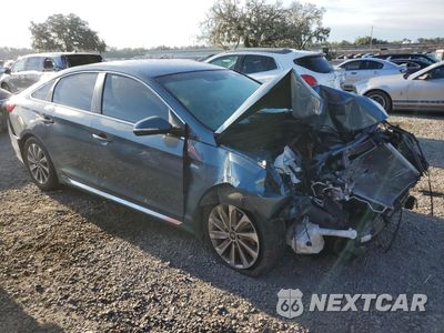 Czwarte zdjęcie samochodu z boku: 2017 HYUNDAI SONATA SPORT VIN:5NPE34AFXHH498570 - miniatura