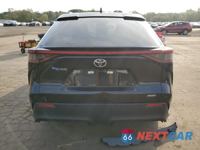 Zdjęcie 6 z 15 samochodu: 2023 TOYOTA BZ4X XLE VIN:JTMABACA8PA026438 - miniatura