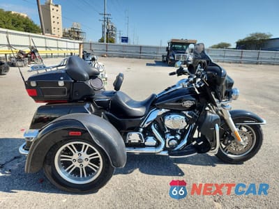 2013 HARLEY-DAVIDSON FLHTCUTG TRI GLIDE ULTRA CLASSIC 1HD1MAM14DB853009 - główne zdjęcie licytacji z USA - miniatura