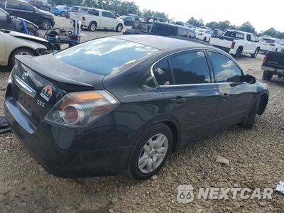 Trzecie zdjęcie samochodu z tyłu: 2011 NISSAN ALTIMA BASE VIN:1N4AL2AP8BC119747 - miniatura