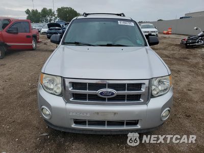 Piąte zdjęcie samochodu w środku: 2011 FORD ESCAPE XLT VIN:1FMCU9D71BKA26171 - miniatura