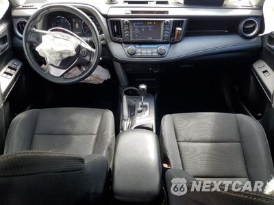 Zdjęcie 8 z 14 samochodu: 2016 TOYOTA RAV4 XLE VIN:2T3RFREV3GW442145 - miniatura