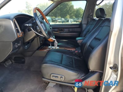 Zdjęcie 7 z 15 samochodu: 2001 INFINITI QX4 VIN:JNRDR09Y51W222175 - miniatura