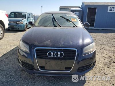 Piąte zdjęcie samochodu w środku: 2013 AUDI A3 PREMIUM PLUS VIN:WAUKJAFM4DA028984 - miniatura