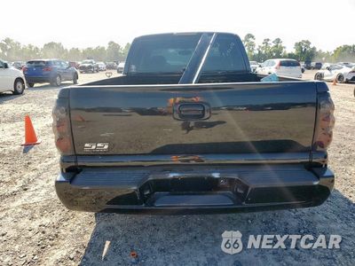 Zdjęcie 6 z 11 samochodu: 2005 CHEVROLET SILVERADO SS VIN:2GCEK19N751362598 - miniatura