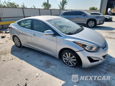 Czwarte zdjęcie samochodu z boku: 2014 HYUNDAI ELANTRA SE VIN:KMHDH4AE4EU101727 - miniatura