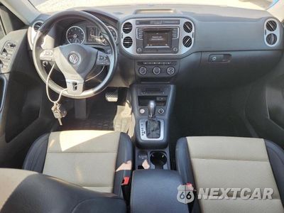 Zdjęcie 8 z 13 samochodu: 2016 VOLKSWAGEN TIGUAN S VIN:WVGBV7AX3GW587750 - miniatura