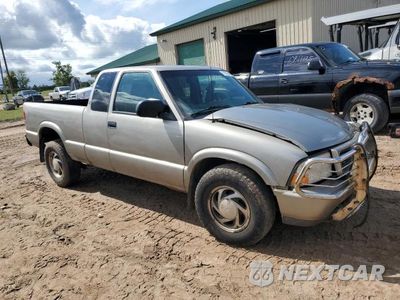 Czwarte zdjęcie samochodu z boku: 2000 GMC SONOMA VIN:1GTDT19W5Y8121285 - miniatura