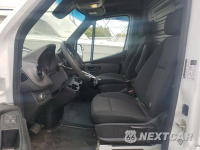 Zdjęcie 7 z 14 samochodu: 2024 MERCEDES-BENZ SPRINTER 2500 VIN:W1Y4NCHY4RT182758 - miniatura