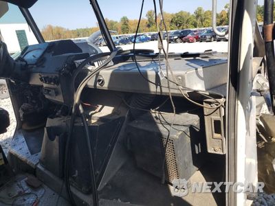 Piąte zdjęcie samochodu w środku: 2006 FORD ECONOLINE E450 SUPER DUTY COMMERCIAL STRIPPED CHASSIS VIN:1FCLE49L46HA93893 - miniatura