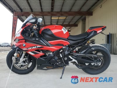 Trzecie zdjęcie samochodu z tyłu: 2023 BMW S 1000 RR VIN:WB10E6309P6H61505 - miniatura
