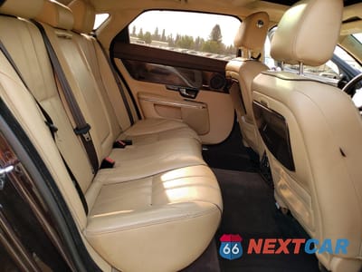 Zdjęcie 10 z 14 samochodu: 2011 JAGUAR XJL VIN:SAJWA2GB8BLV18094 - miniatura