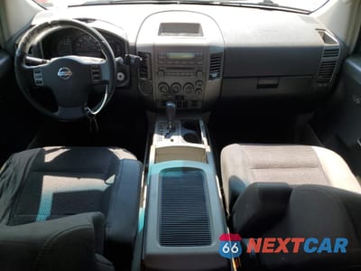 Zdjęcie 8 z 15 samochodu: 2004 NISSAN ARMADA SE VIN:5N1AA08A74N702576 - miniatura